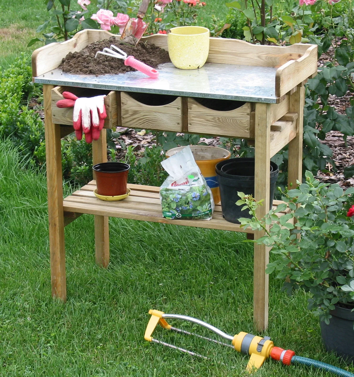 STOLIK 3 SZUFLADY - obrazek 10