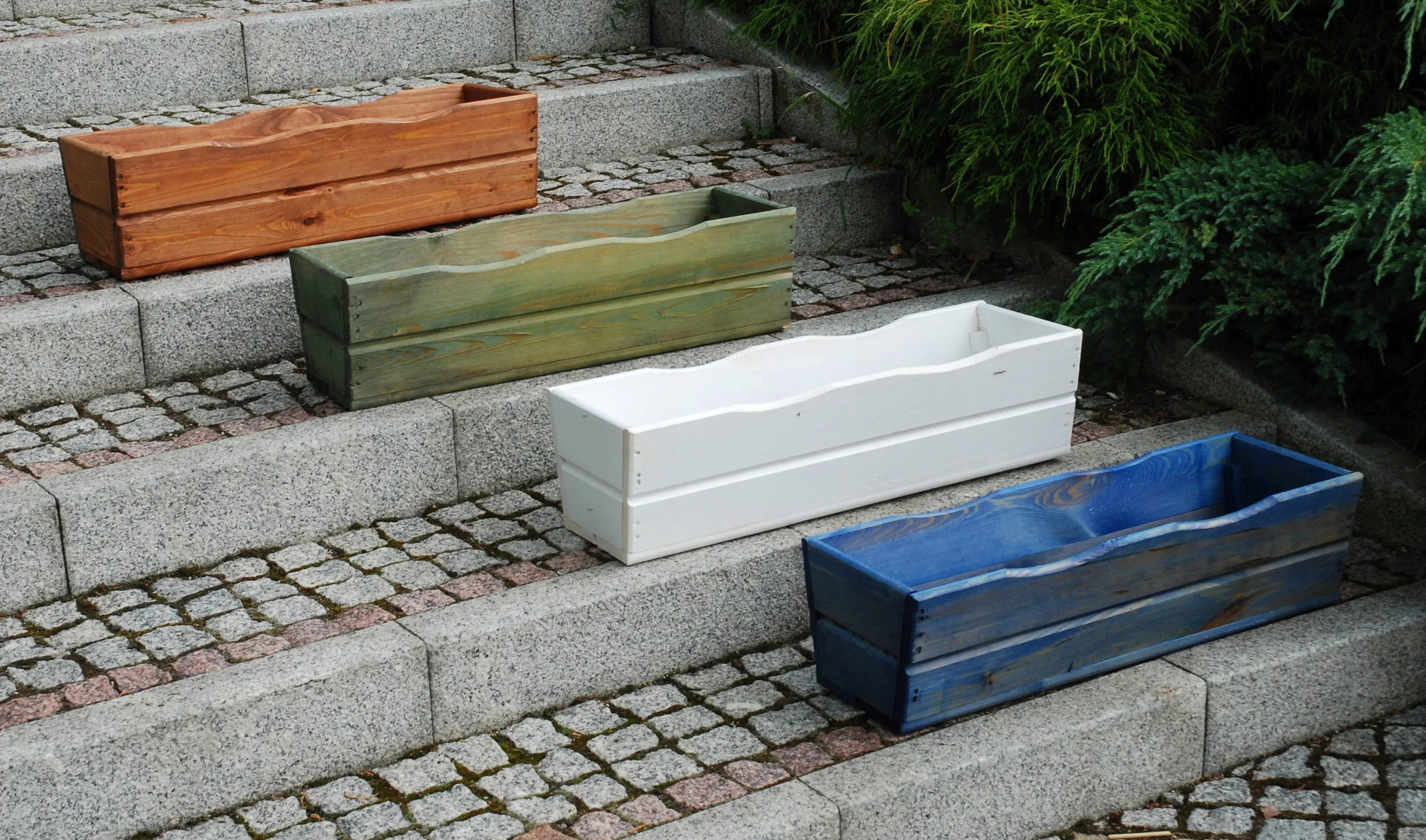 Skrzynka ogrodowa na kwiaty zielona 64 cm - obrazek 8