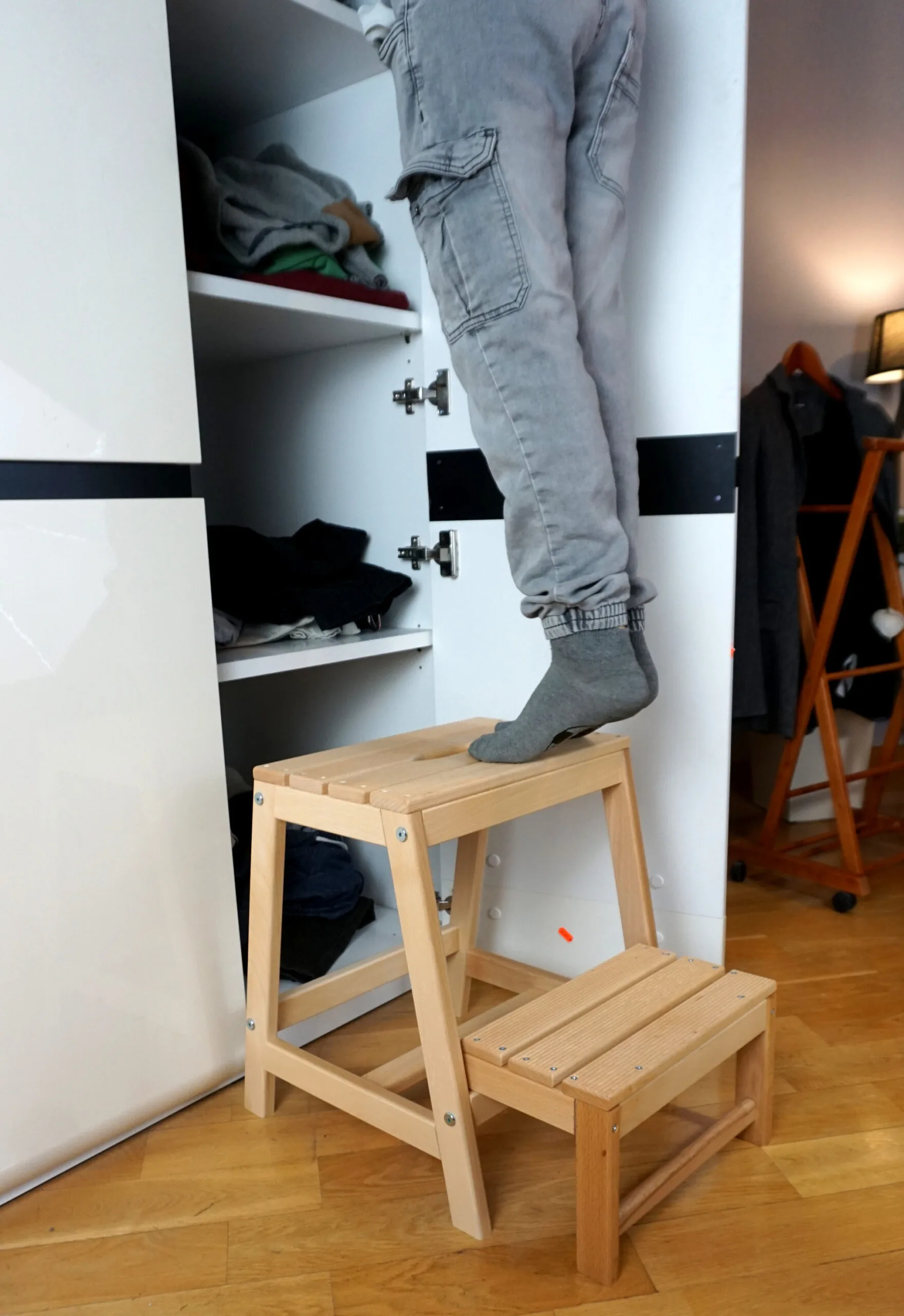 STOŁEK WIELOFUNKCYJNY - obrazek 8