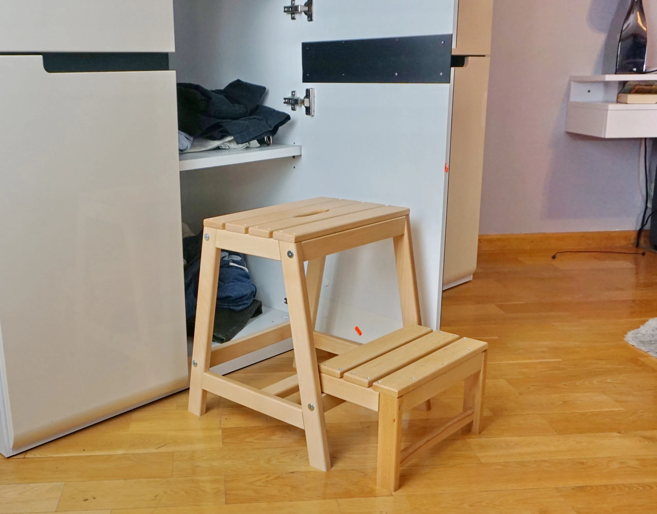 STOŁEK WIELOFUNKCYJNY - obrazek 7